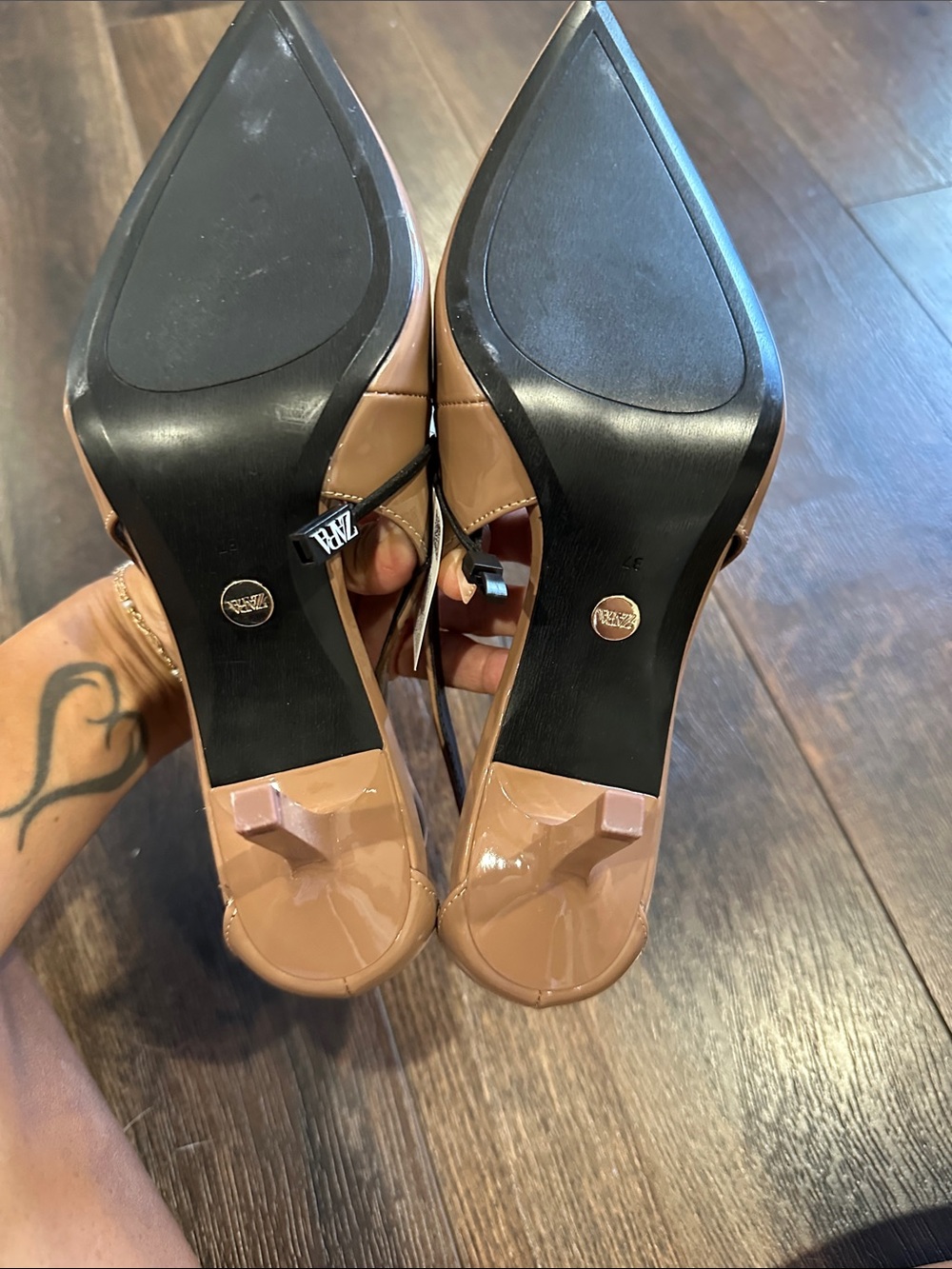 NWT Zara Patent Pointed Slingback Pumps in Nude Tan - Picture 6 of 6